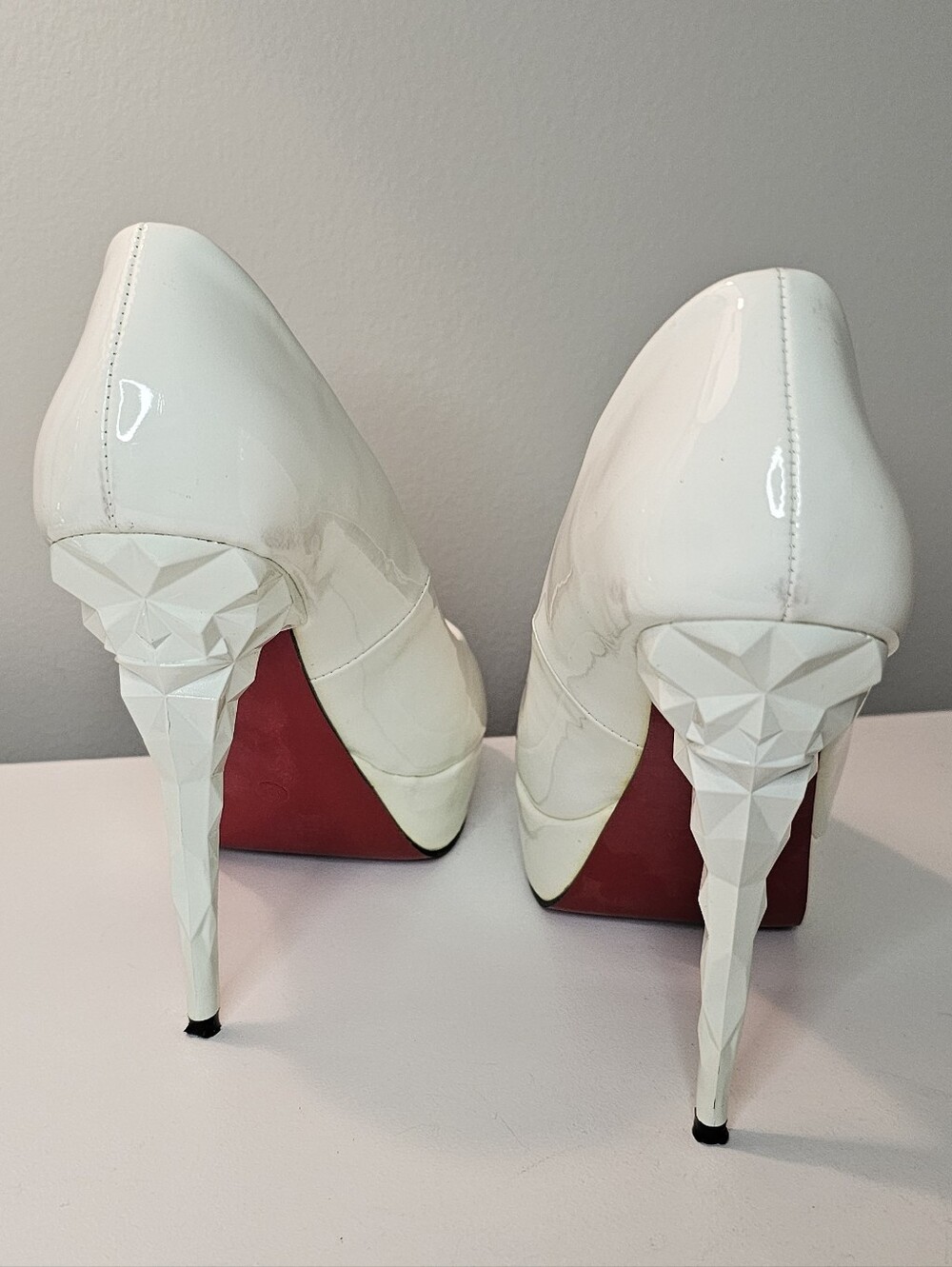Bakers off white patent leather heels - Picture 3 of 4